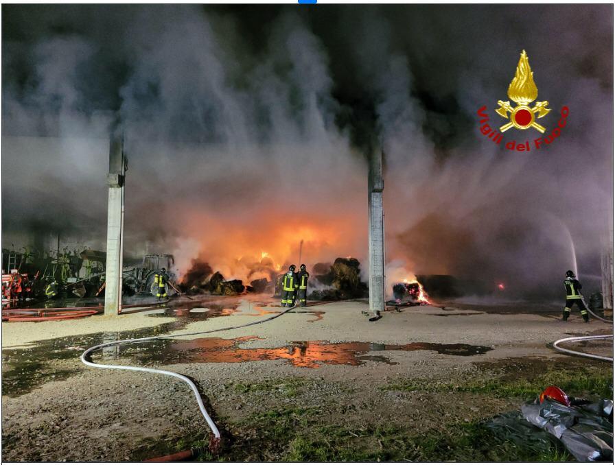 Domato l'incendio a Caramagna Piemonte