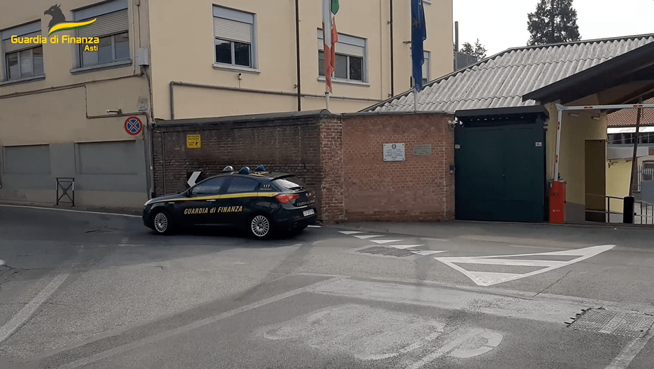 Operazioni "Fast Cash" e "Tesoro", le Fiamme gialle sequestrano beni per oltre 5 milioni di euro
