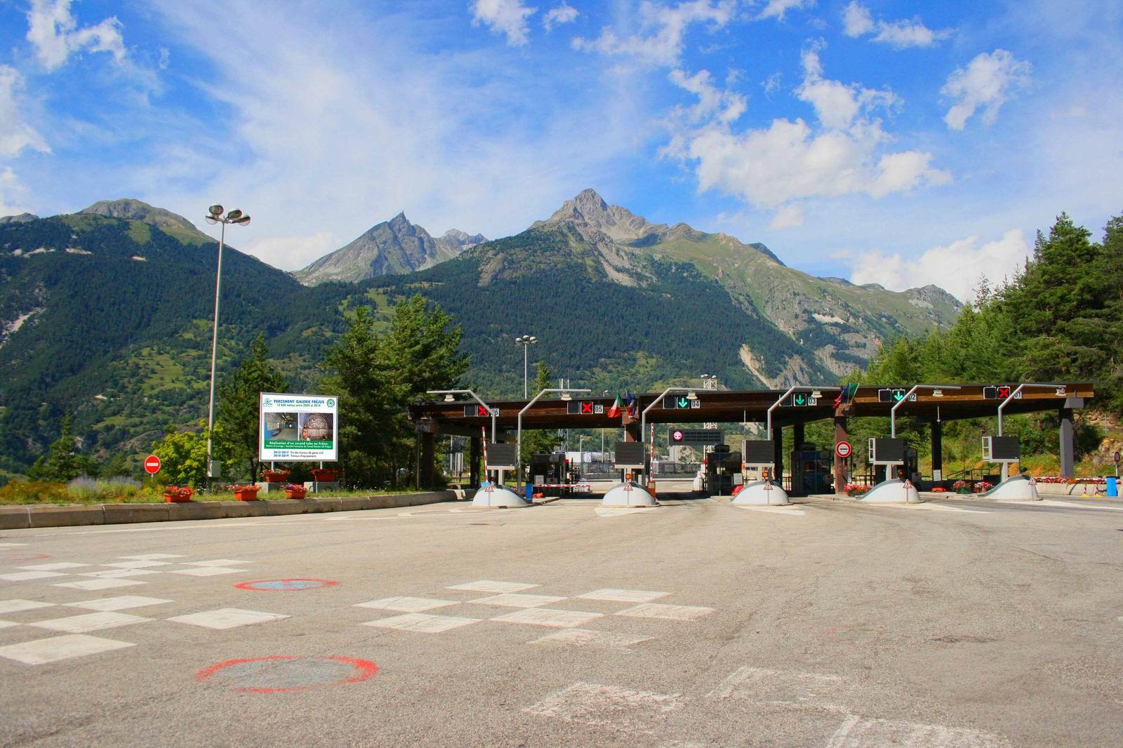 Test tecnici sulla seconda galleria, chiusura temporanea del traforo del Frejus