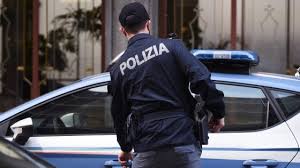 Donna accoltellata dal marito al culmine di una lite, è grave
