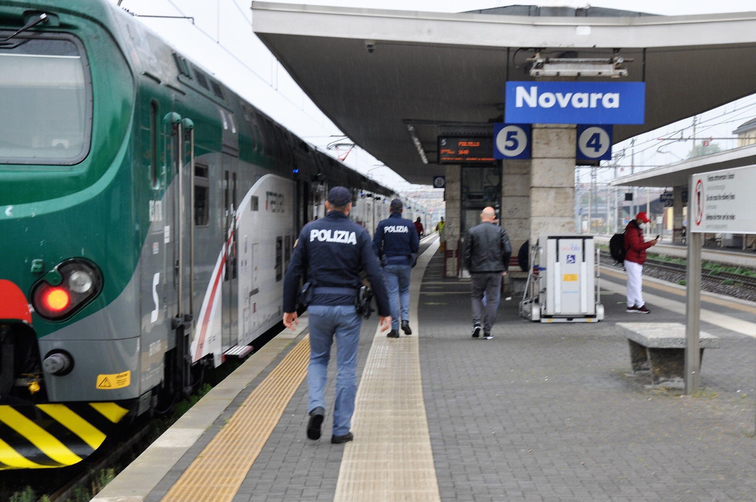 Baby gang bullizza un giovane, la polizia identifica cinque ragazzi