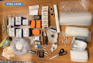 Spaccio di droga e di armi, 111 persone arrestate a Torino
