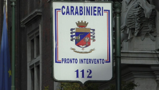 Moto contro un muro, muore un anziano di 79 anni nel Torinese